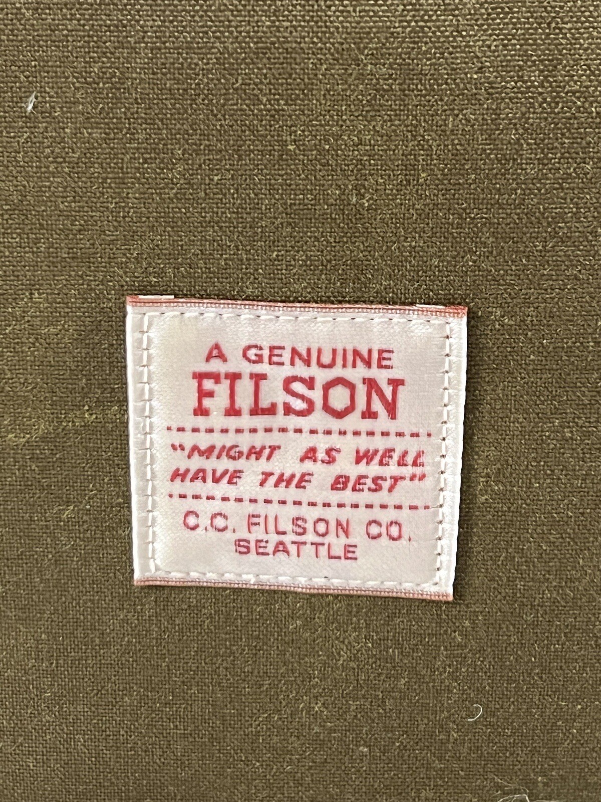 FILSON MEDIUM TIN CLOTH DUFFLE BAG DARK TAN OS NWT
