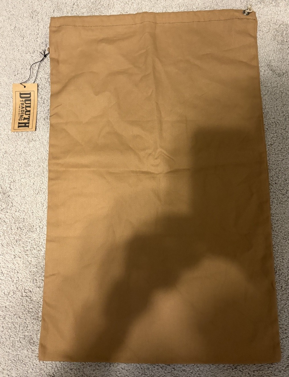 Duluth Trading Co Brown Canvas Drawstring Laundry Travel Bag 26”x 17” NEW Tag
