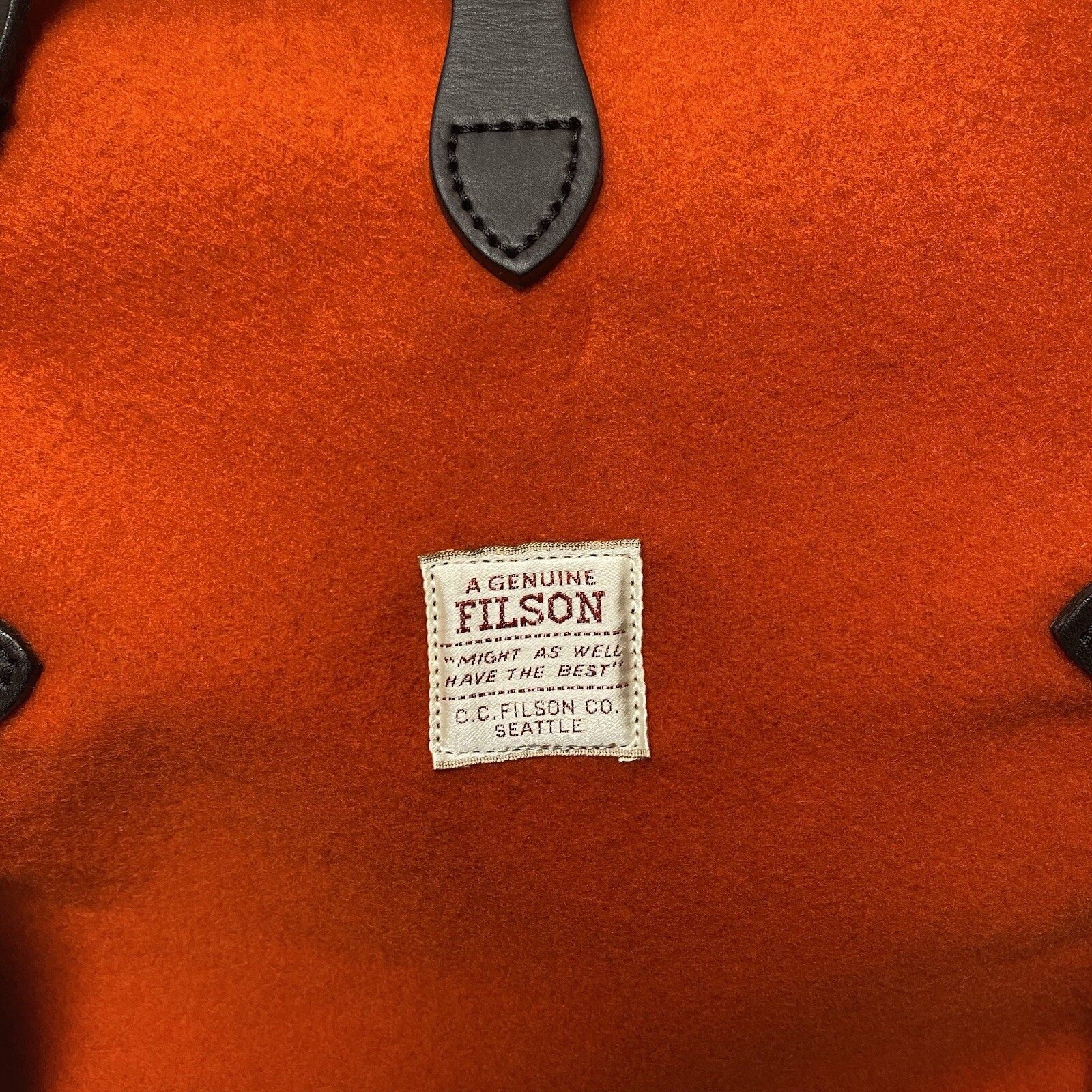 CC FILSON Mackinaw Wool Medium Duffle Made in USA Leather Bottom Flame Red $950