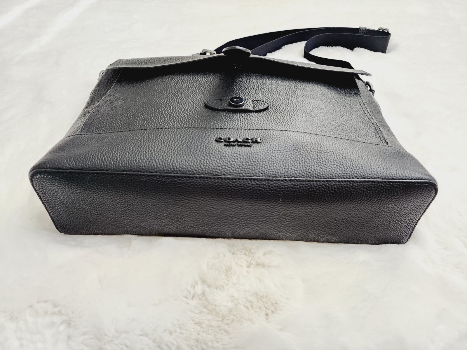 Coach Hudson Messenger Men’s Bag Pebble Leather Black 88892 Unisex Authentic