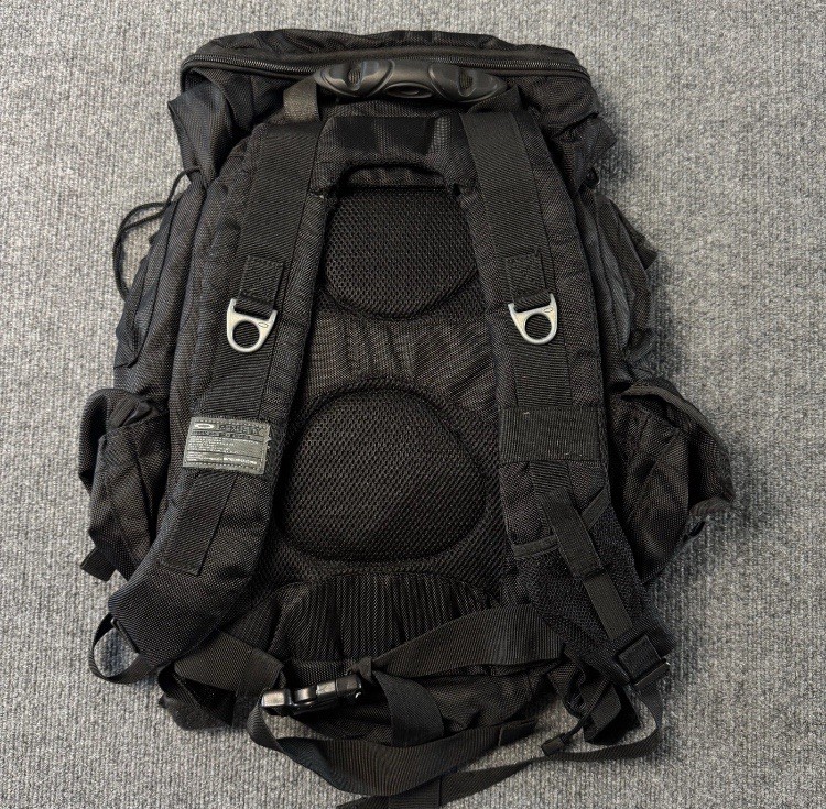 VERY RARE! Oakley AP Mechanism Backpack Black Vintage Tactical Field Gear Icons!