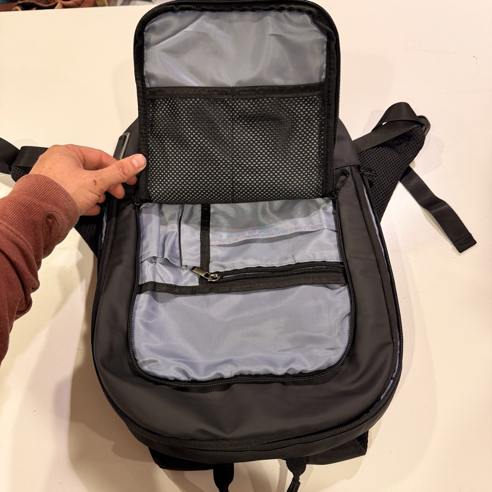 Heroic Knight Anti Theft Laptop Backpack USB Charging Port Travel Work Black