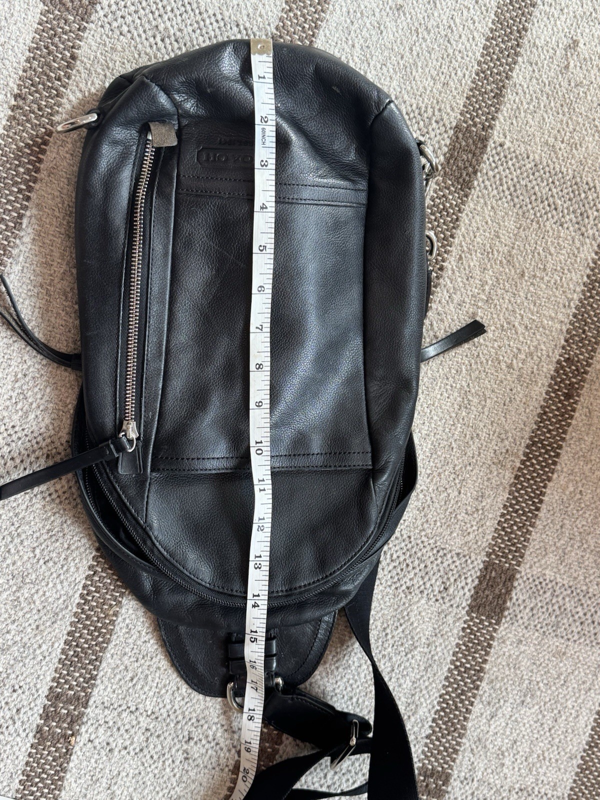 Coach Thompson Convertible Sling Bag Pack Black Smooth Calf Leather Men’s