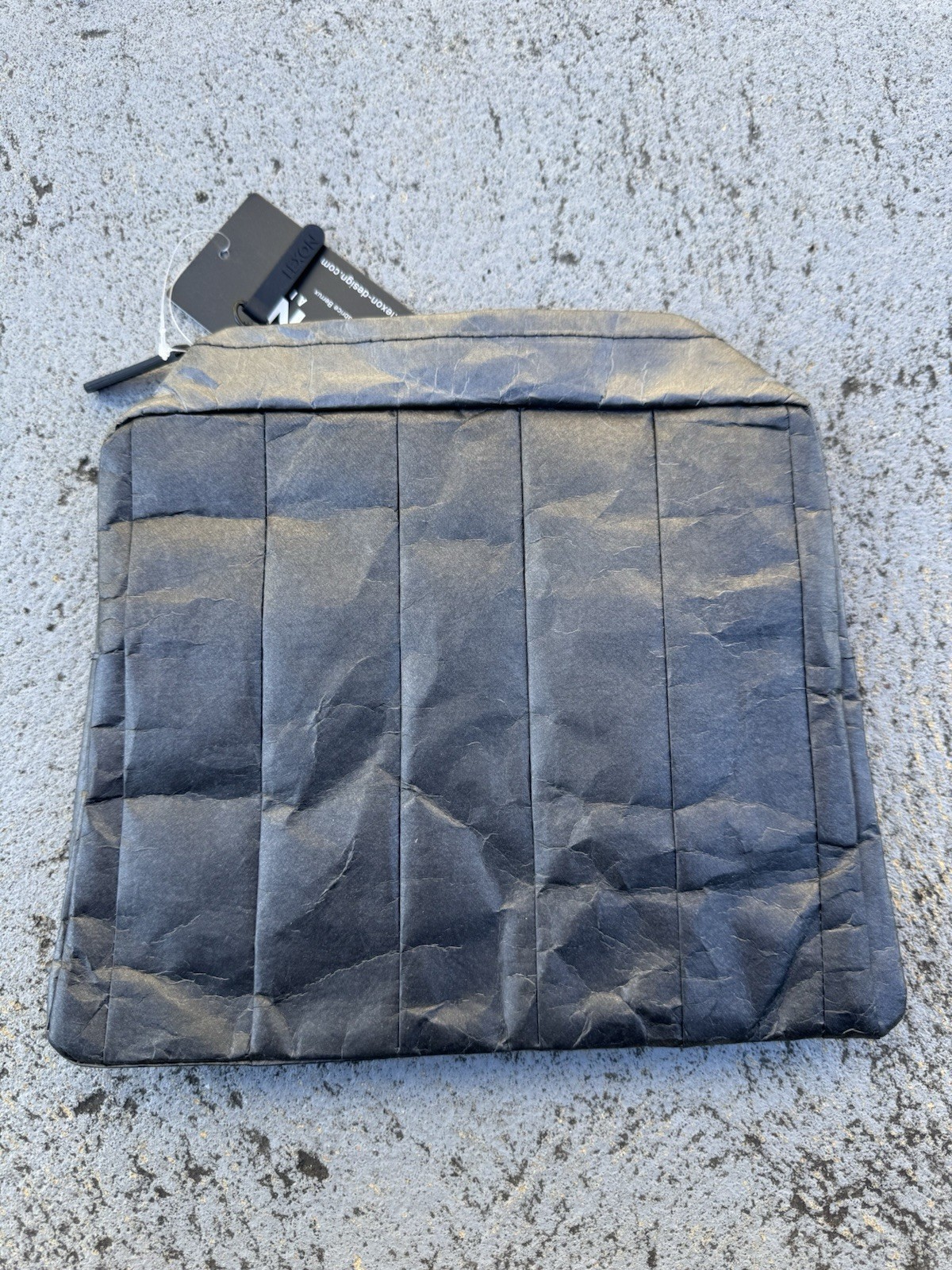Air by Lexon Design Tyvek toiletry bag, model LN711N Eco Friendly