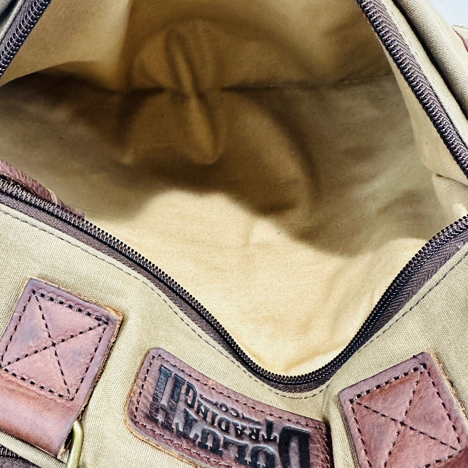 Duluth Trading Co Brown Leather Khaki Oil Cloth Canvas Carry-on Messenger Bag