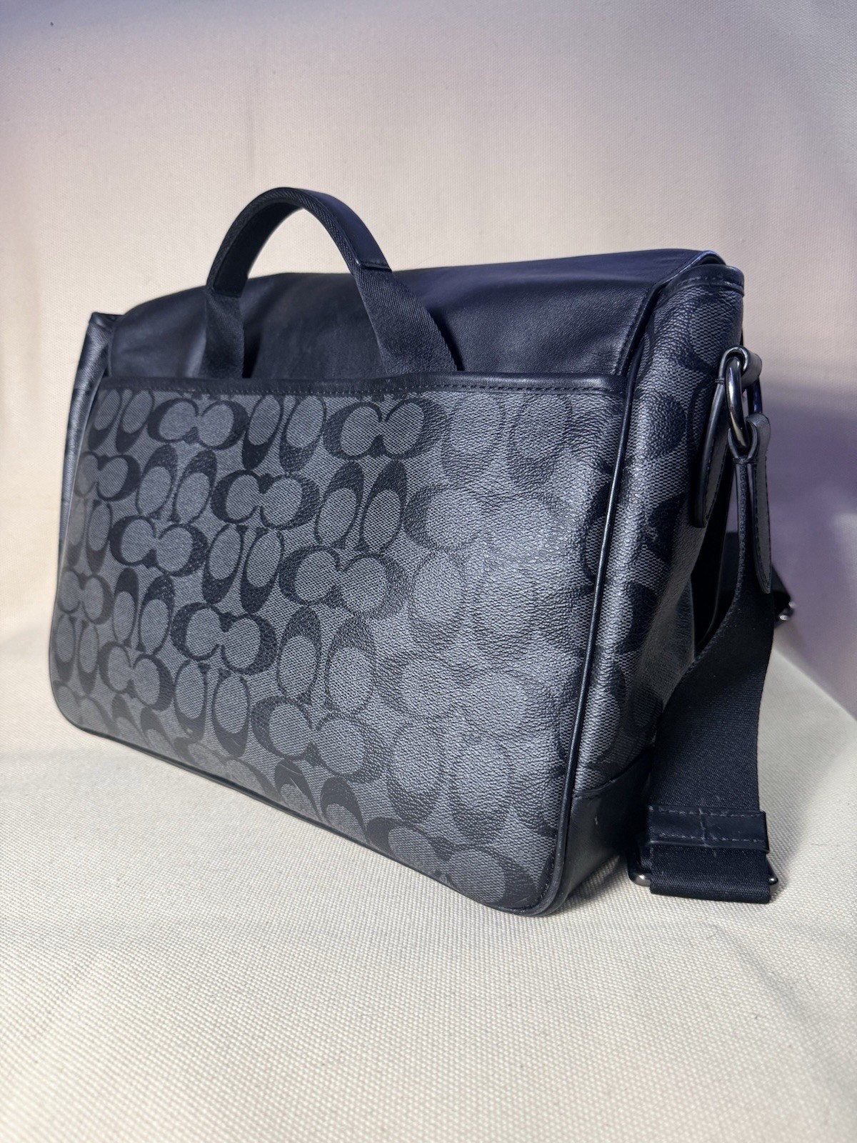 Coach Metropolitan Slim Messenger C2793 – Black Signature Leather