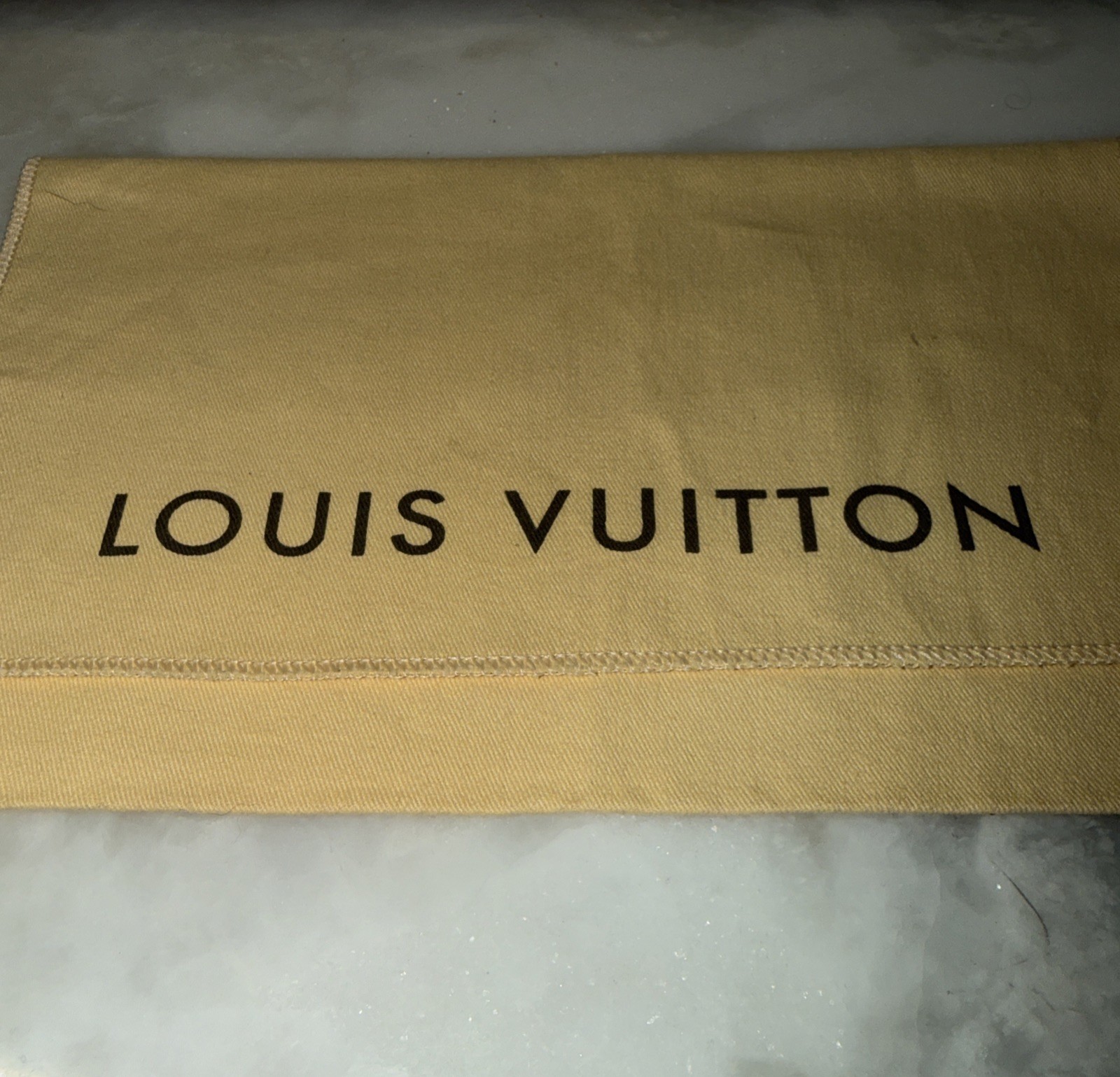 Authentic LOUIS VUITTON Envelope Style DUST BAG 10 X 6 Inches.