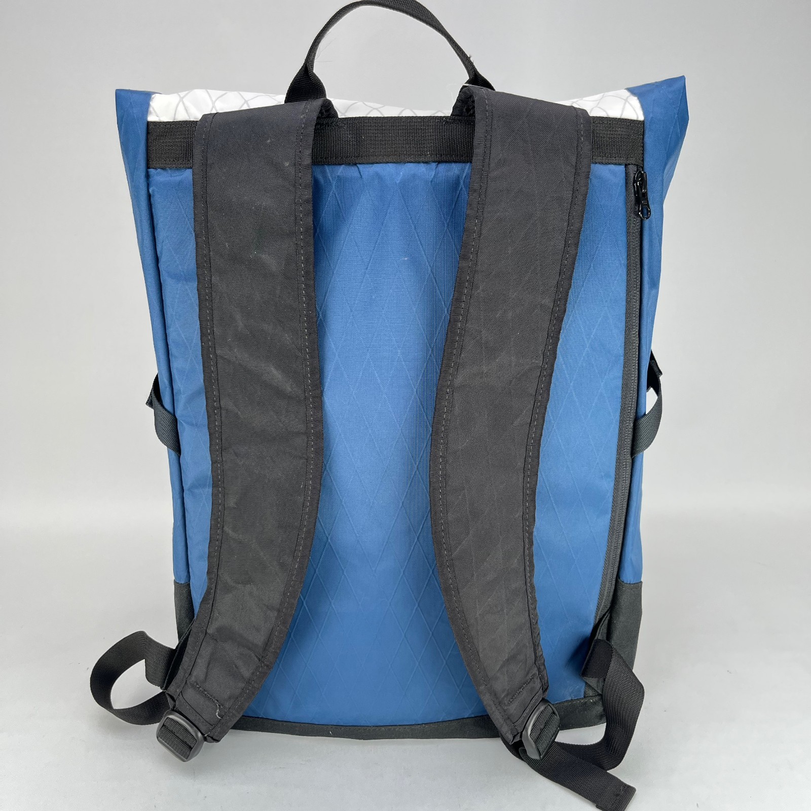 LL Bean X Flowfold Backpack Center Zip Lightweight Recycled Polyester Navy White