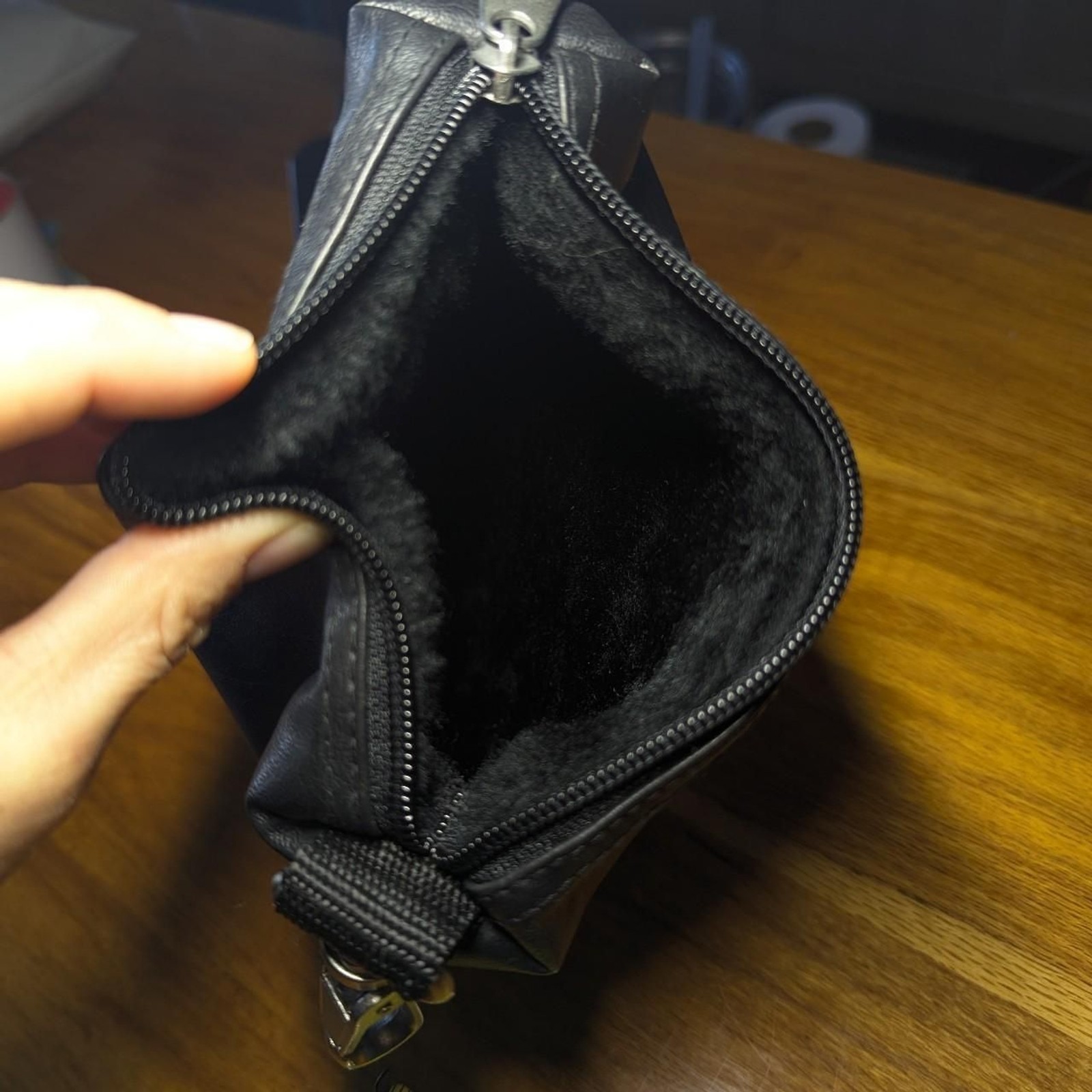 Black leather Cadillac logo Embroidery zipper pouch Fur Lined Golf Pouch Bag