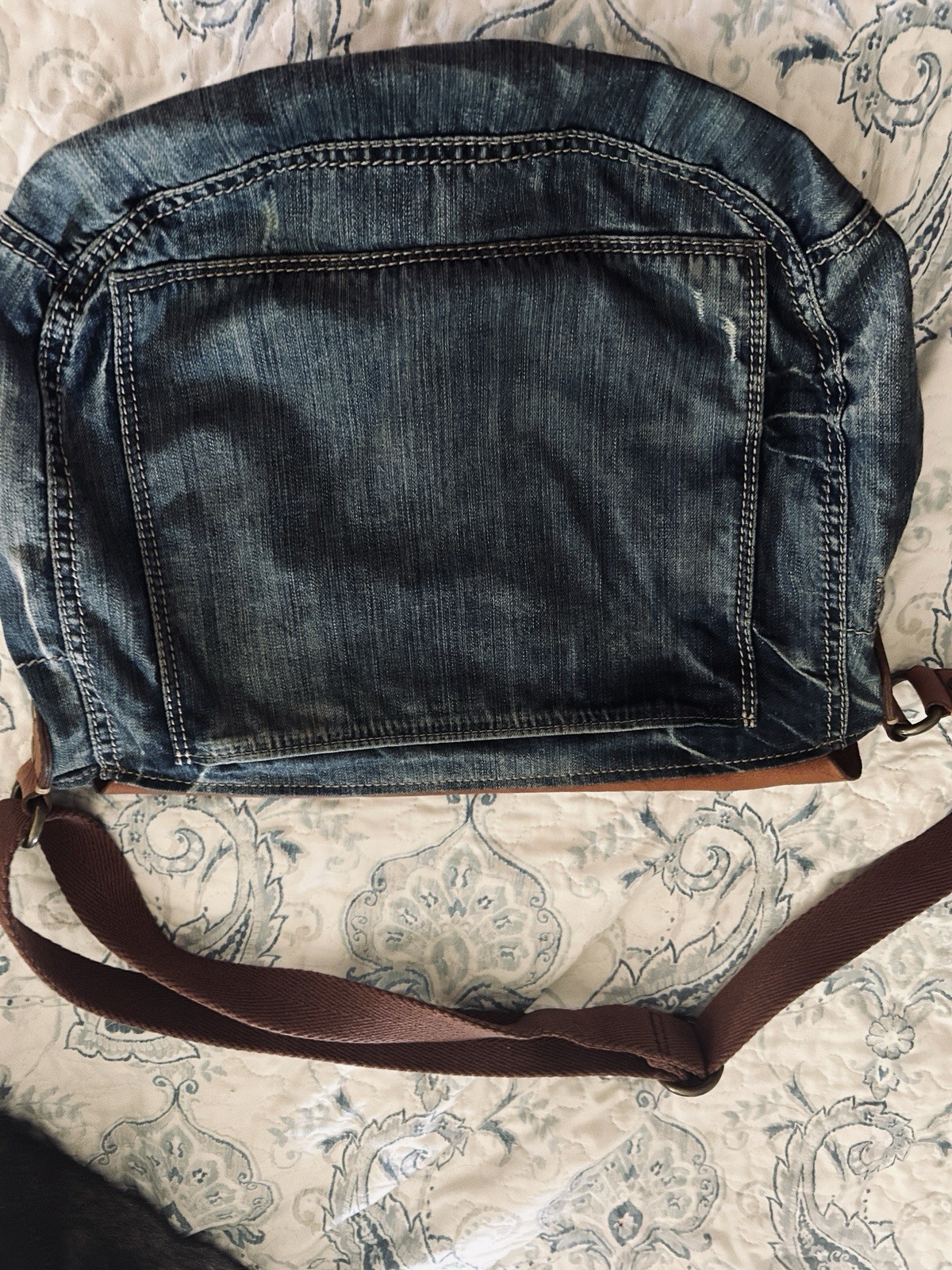 Lucky Brand Messenger Shoulder Bag Brown/Blue Zip Adjustable Strap Inner Pockets