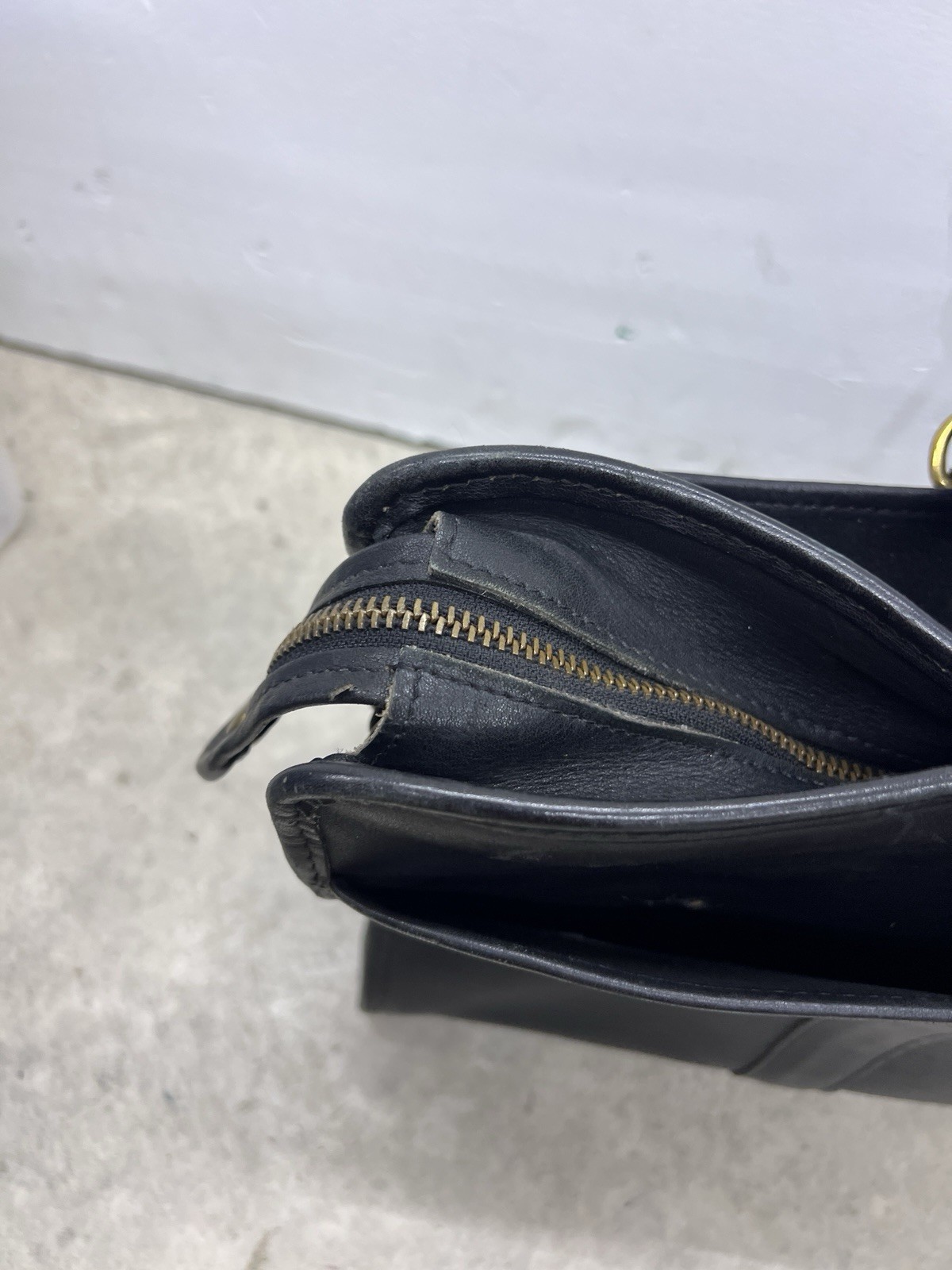 Schlesinger SADDLE BLACK LEATHER LAPTOP SHOULDER BAG~No Shoulder Strap Zip Top