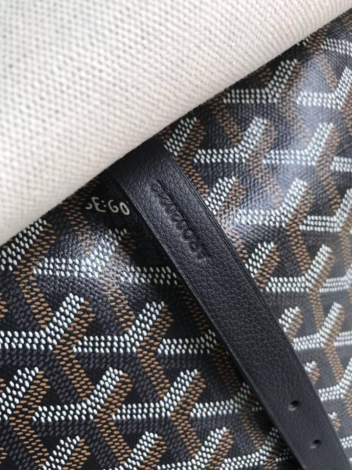 Goyard Black Capetien Messenger Bag Pre Owned
