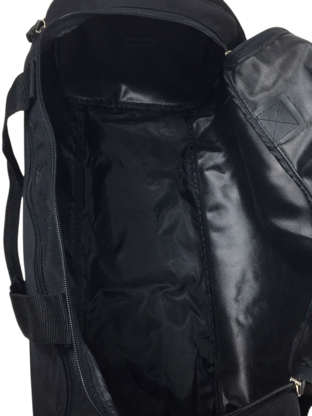 Calvin Klein Black Duffel Bag Carry On Overnight Shoulder Strap 18” Gym Luggage