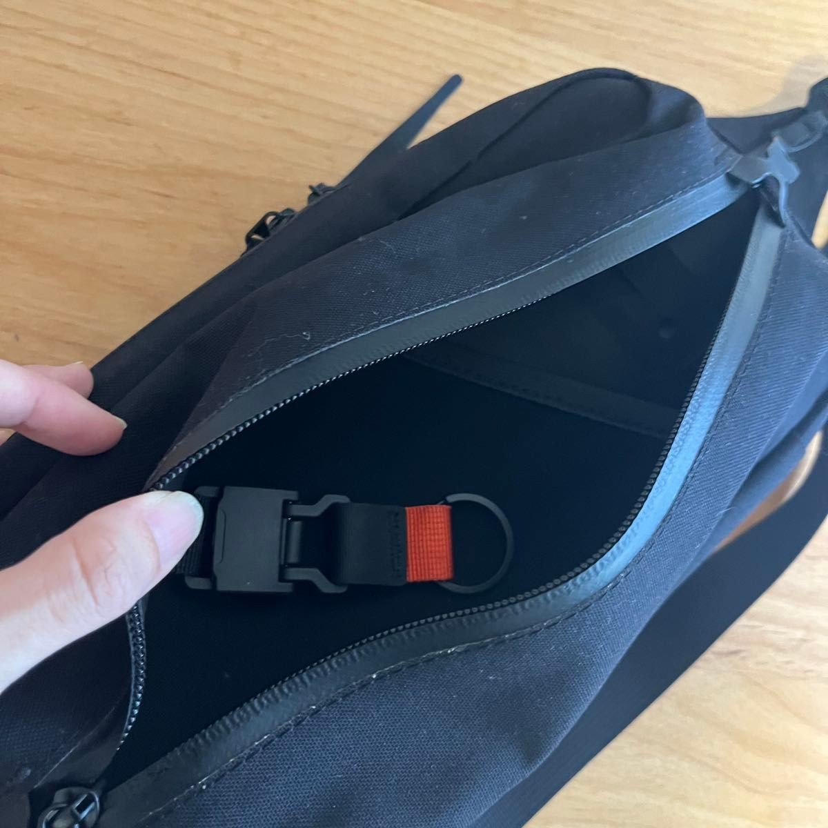BLACK EMBER Tech Kit Sling Black Men’s Body Bag Used, Stylish, Durable