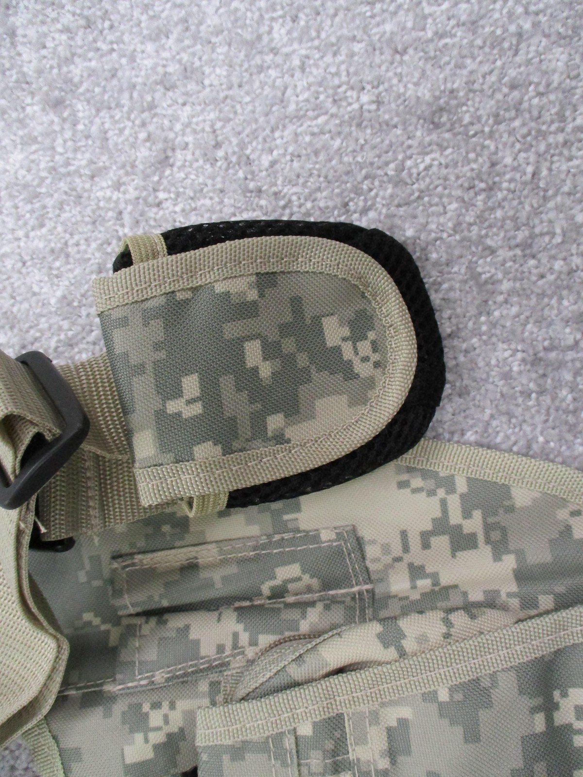 Everest Sling Bag One Size Green Digital Camo Messenger Crossbody Shoulder 600D