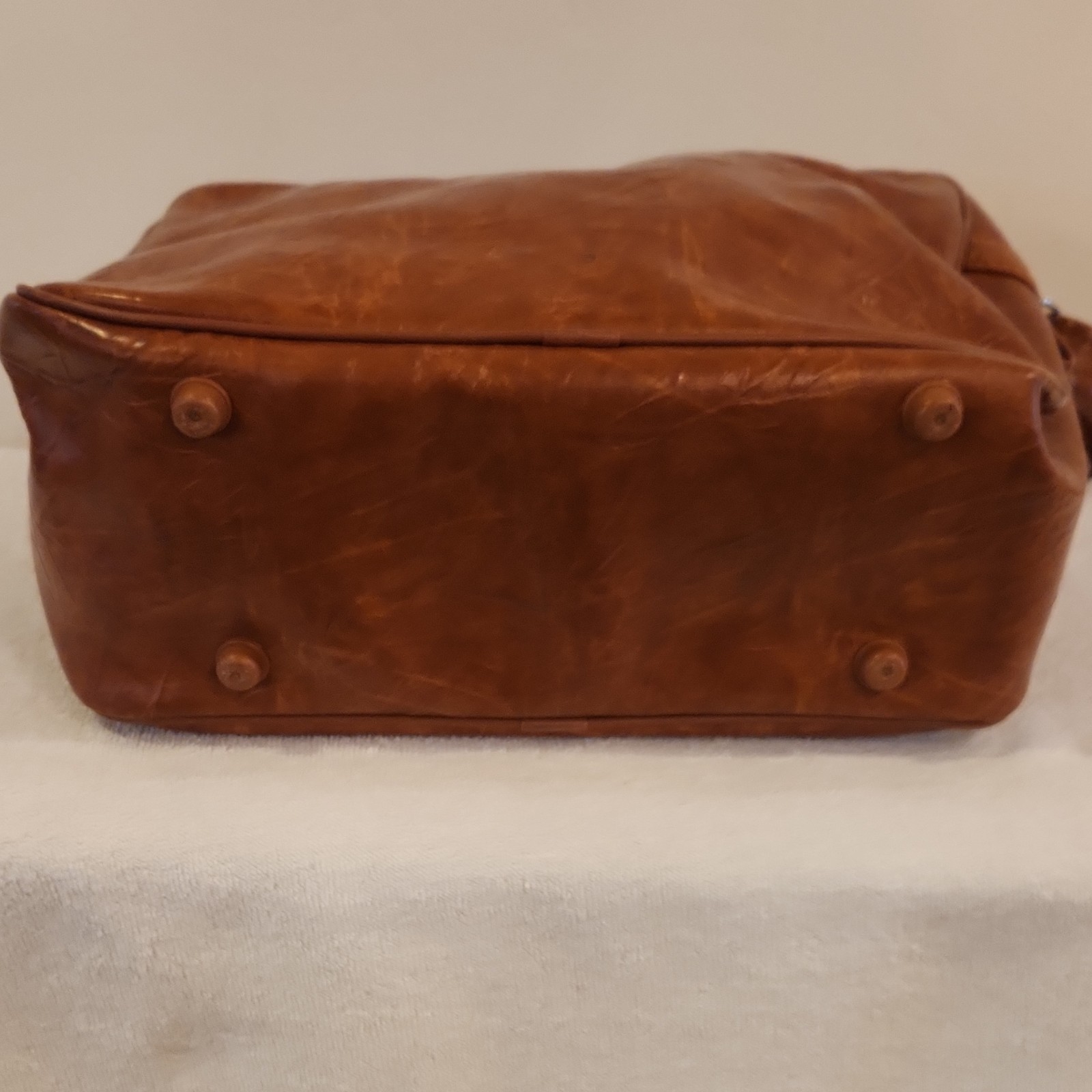 Brown Men’s Messenger Bag with Shoulder Strap, Zipper and Buckle Closures