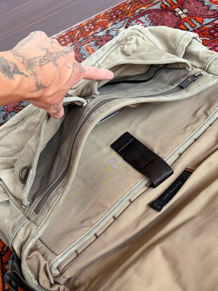 Rare Vintage Tumi T-Tech Waxed Canvas Messenger Laptop Bag