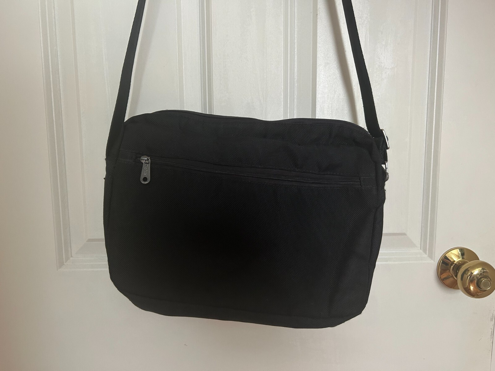 DAKAR Shoulder Messenger Fits Laptop 13″ Men’s Black