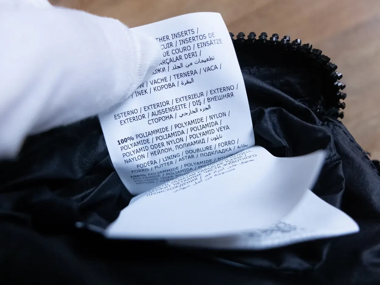 (NO CUSTOMS TAX) MONCLER Genius 5 Craig Green black nylon neck bag logo quilting