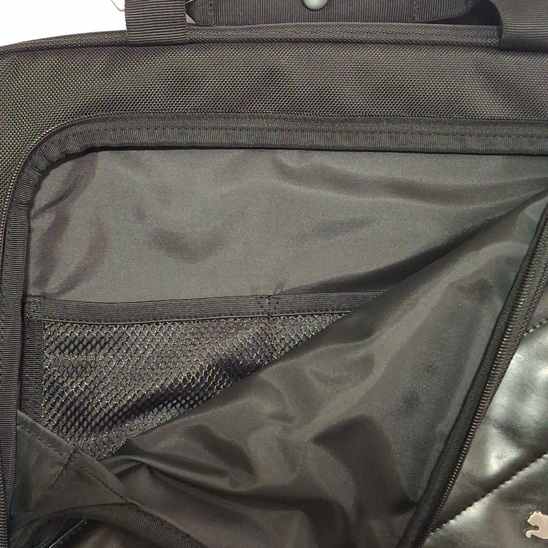 Puma 072375-01 Team Messenger Bag, Black