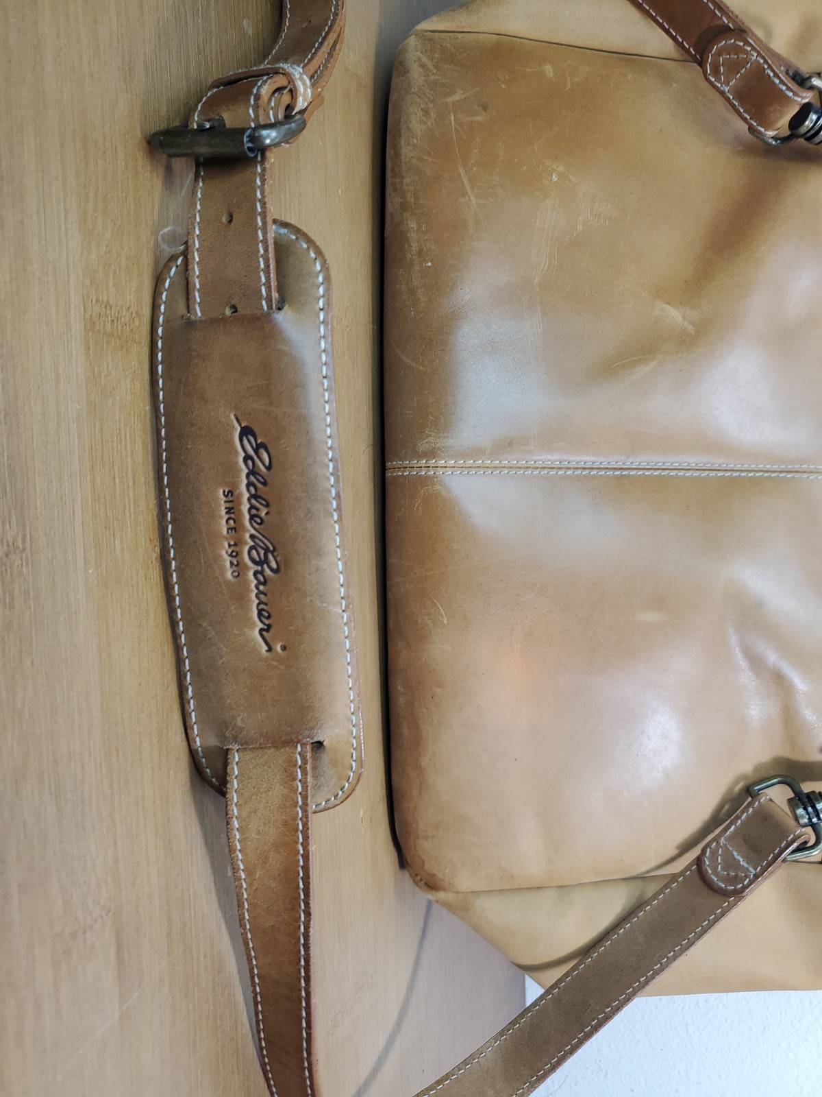 EDDIE BAUER Mens Thick Saddle Leather Tote Briefcase Messenger Bag Mailbag USA
