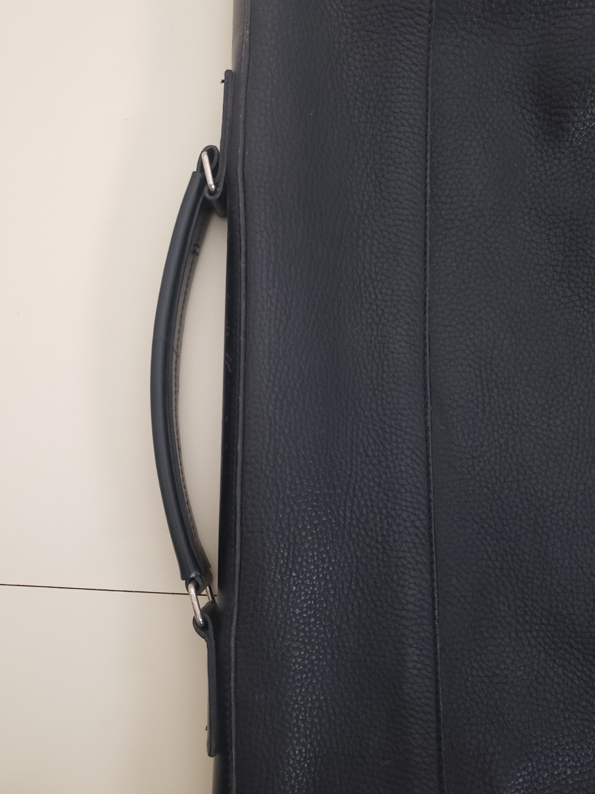 Roots Canada Black Leather Messenger Bag Briefcase Pontiac GMC Logo Beaver Tag