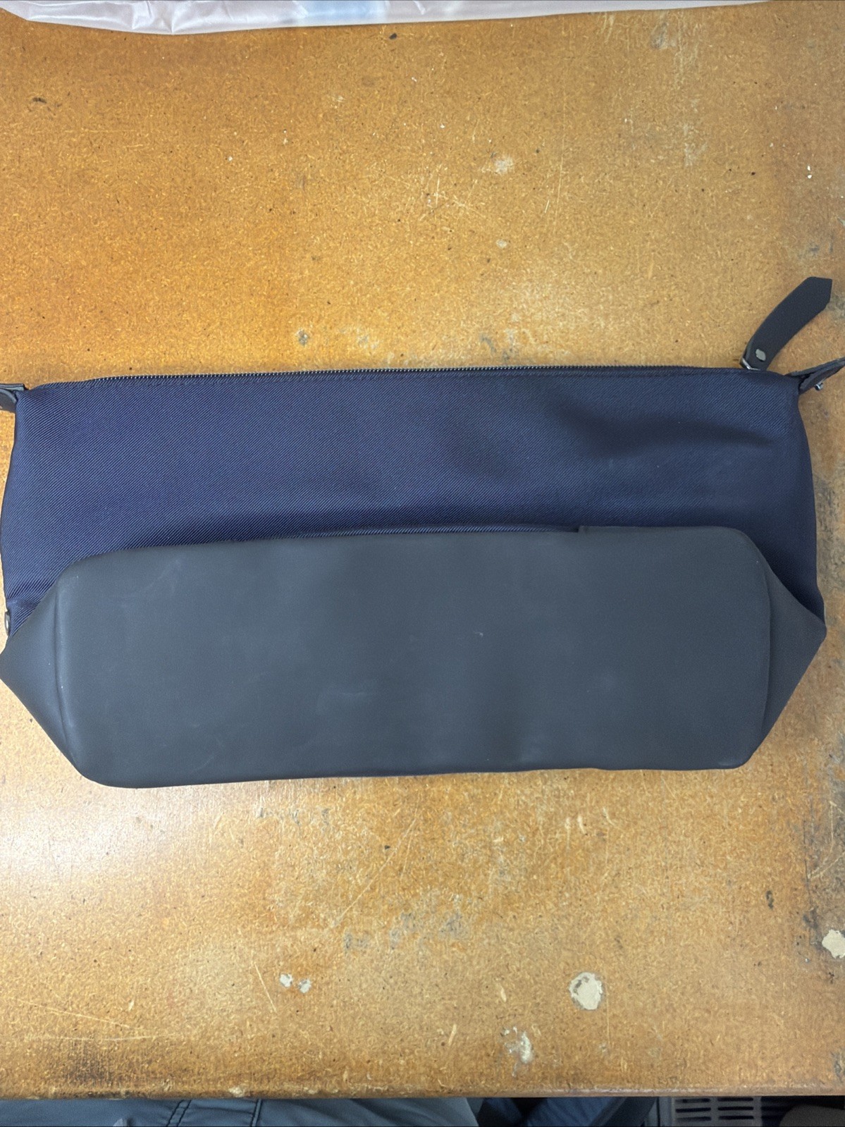 BURBERRY Beauty Pouch Navy Blue Toiletry Bag Cosmetic Travel Case