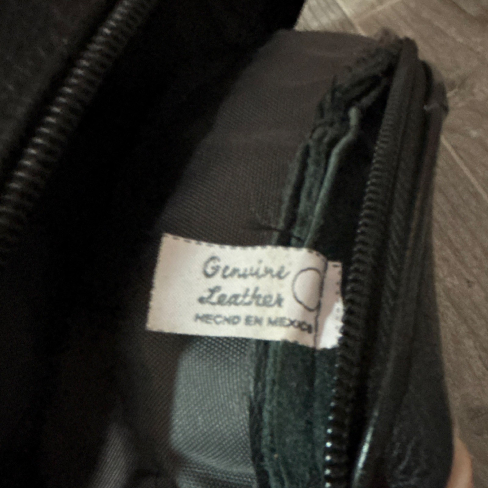 Genuine Leather Men’s Black Crossbody Bag Adjustable Strap Lined Pockets