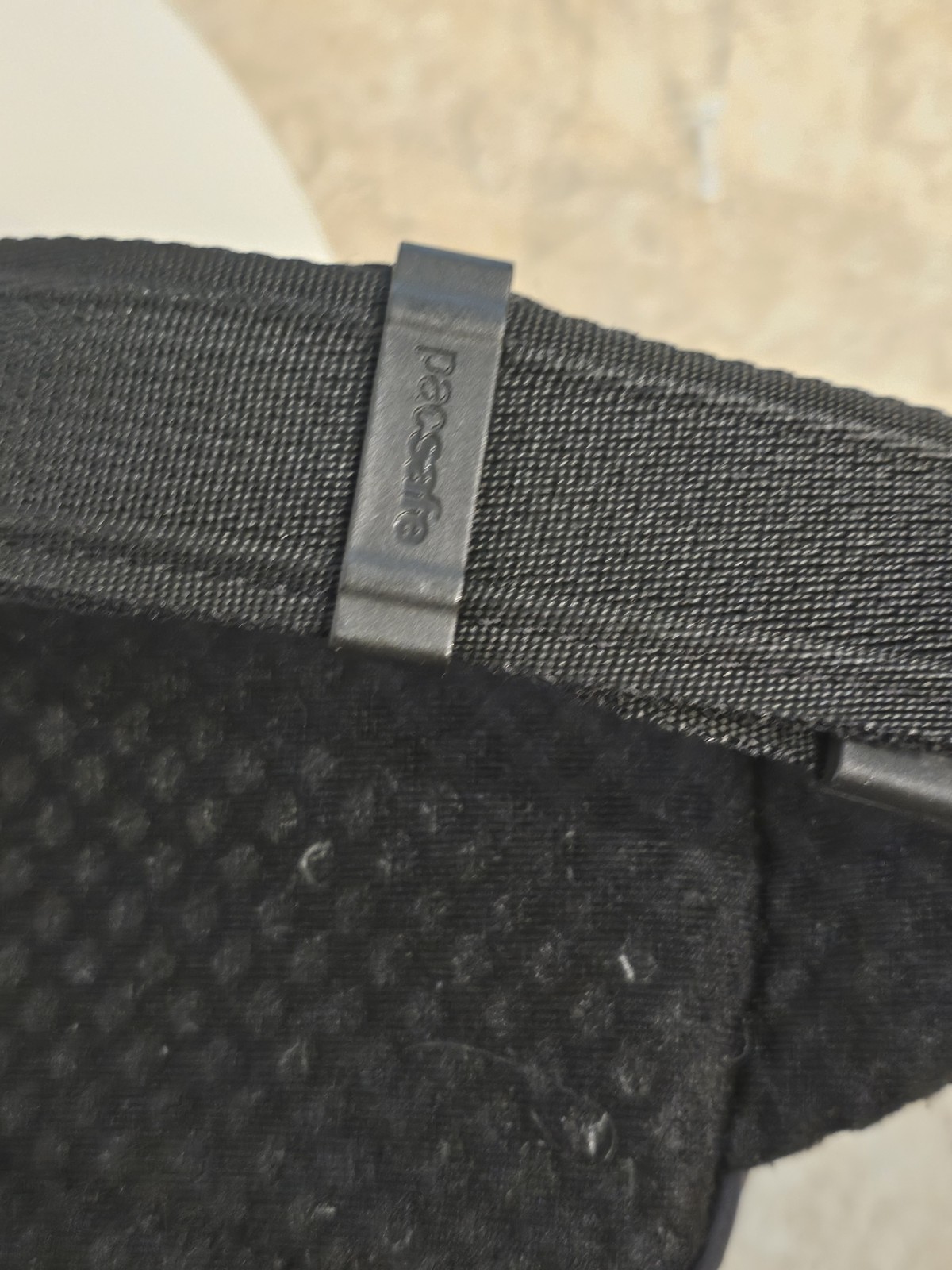 Pacsafe Vibe 150 2.5 Liter Anti Theft Sling Pack, Black