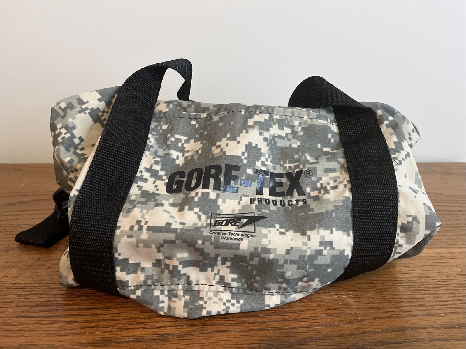 Gore-Tex Digital Camouflage Duffle Bag 9x15x9 in Black Shoulder Strap & Handles