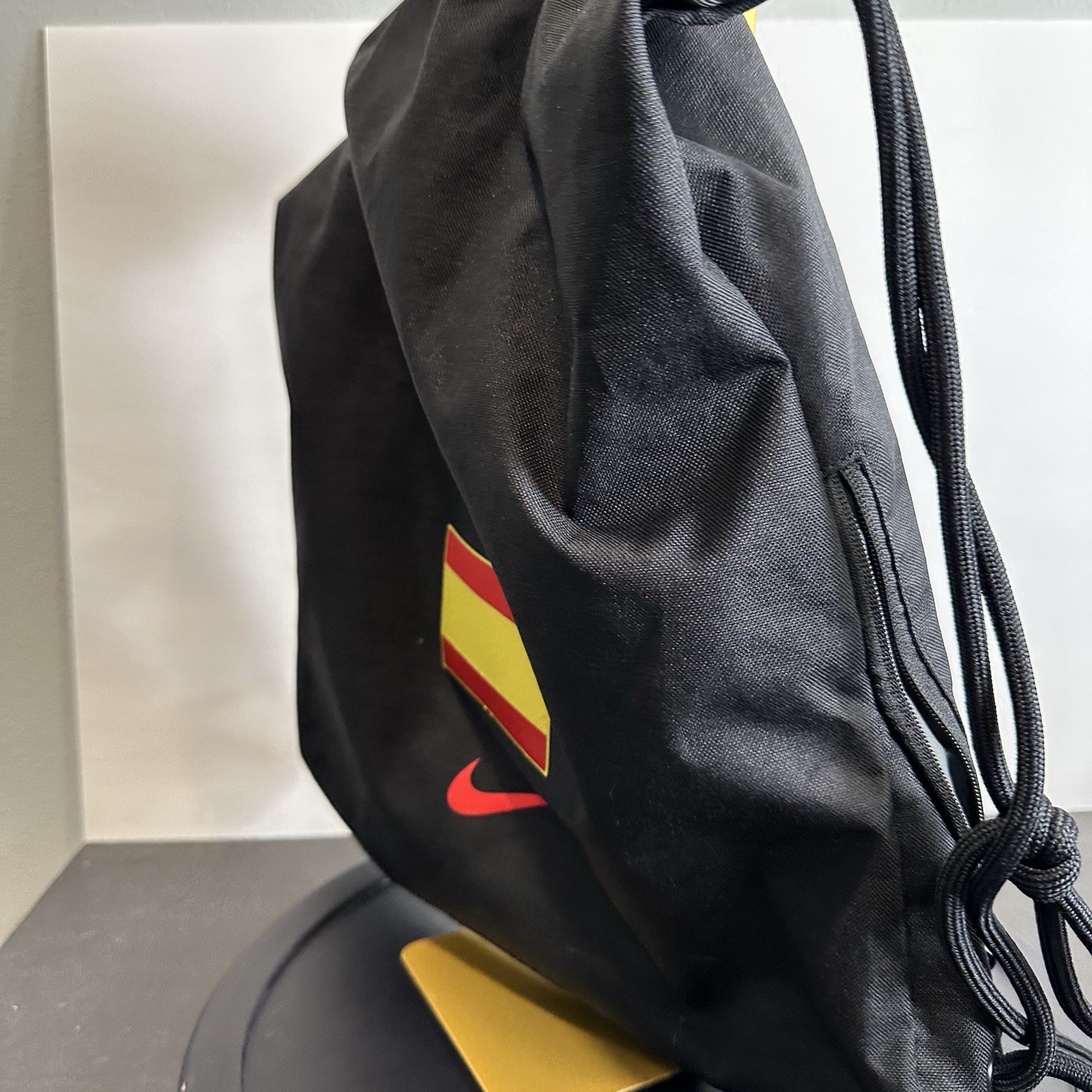 Nike String Bag Spain Spanish Flag European Operations Black Vented Travel