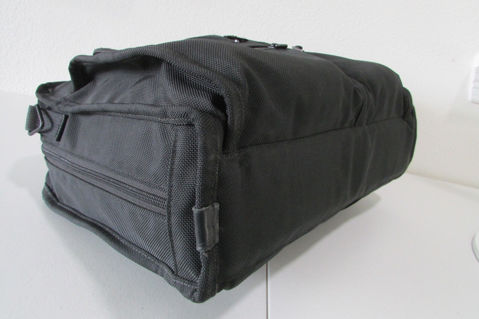 Tumi Black Ballistic Nylon Briefcase Padded 15″ Laptop Messenger Bag wTop Handle