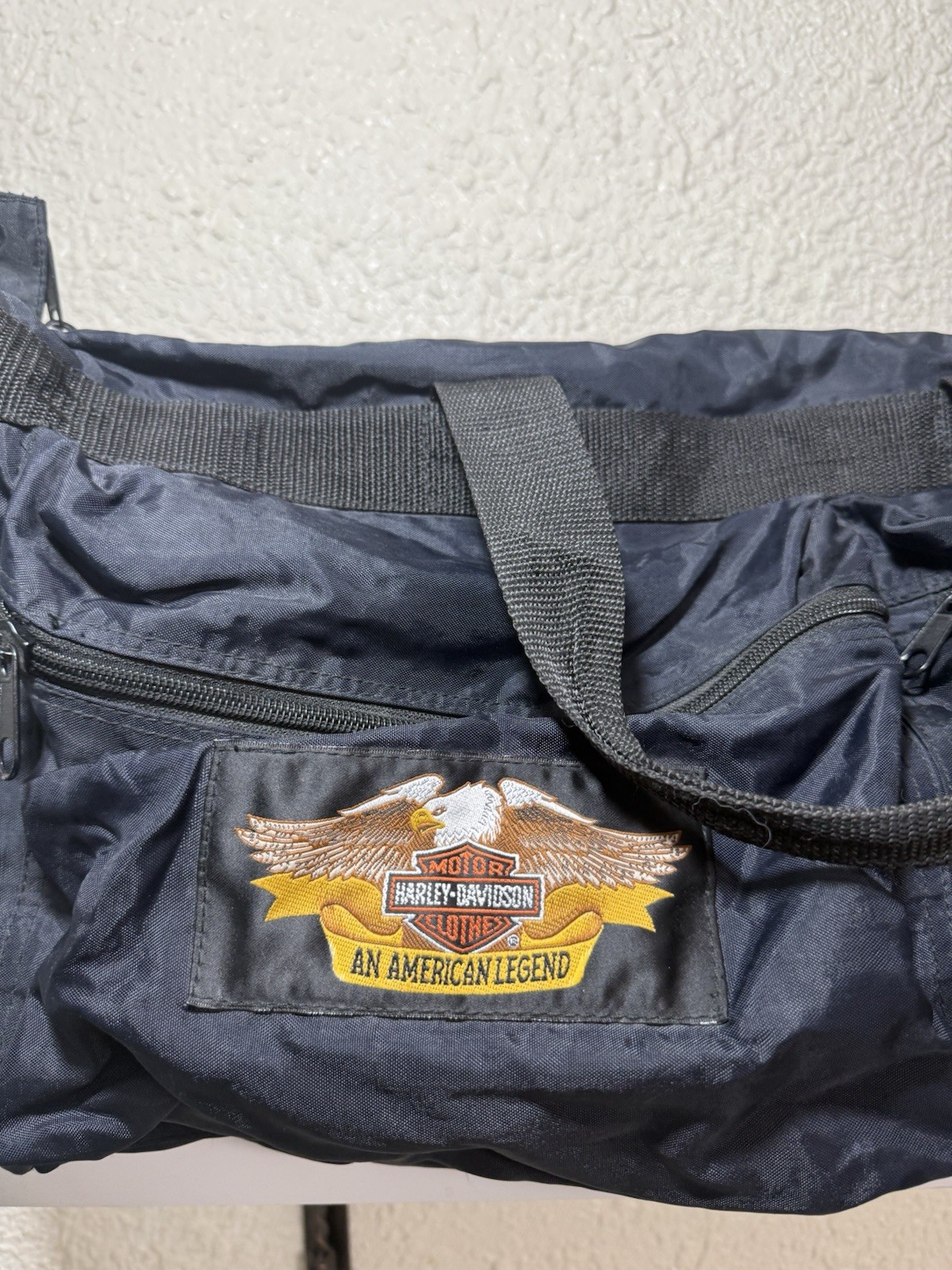 TRUE VINTAGE 90s HARLEY DAVIDSON AN AMERICAN LEGEND BLACK DUFFLE BAG Read