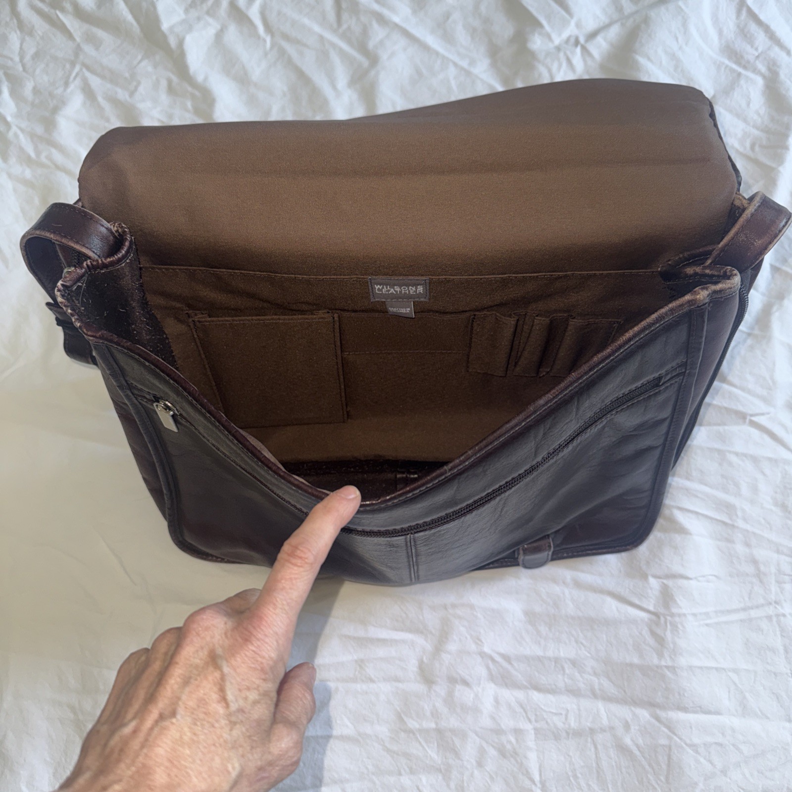 WORN Wilson’s Leather Laptop Bag Messenger Briefcase Adventure Bound Vintage