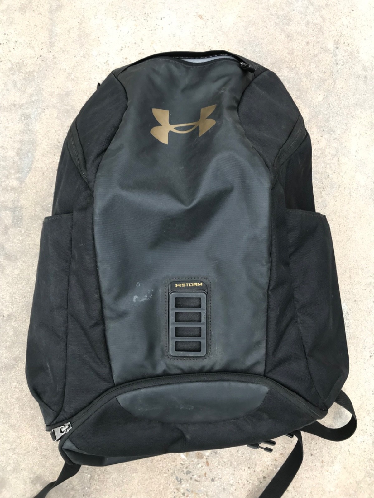 Under Armour Storm Backpack Men’s Black Gym Bag Backpack Shoe Compartment Soccer
