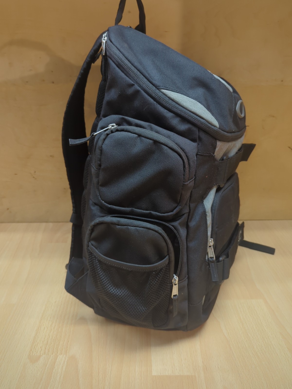 Oakley Backpack Tactical Field Gear Black Gray