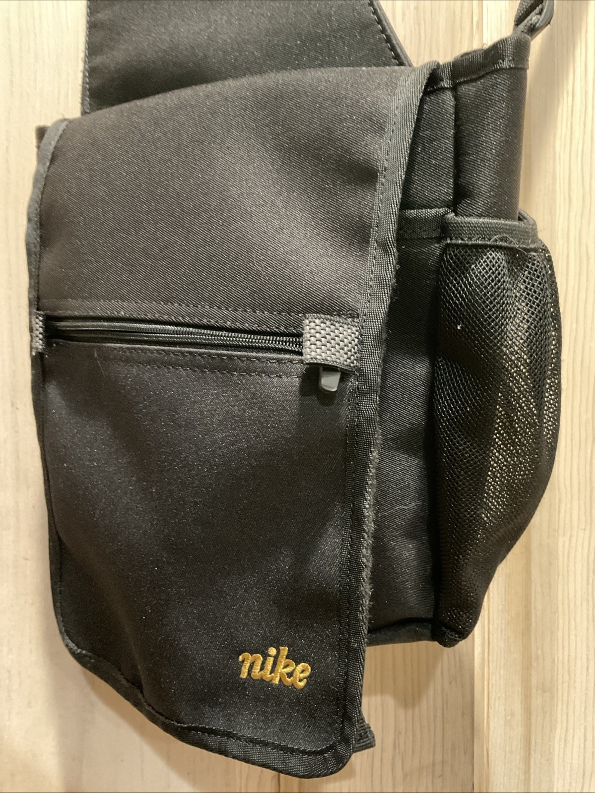Vintage Y2k Nike Sling Bag Black Shoulder Crossbody Messenger Travel Pre-Owned