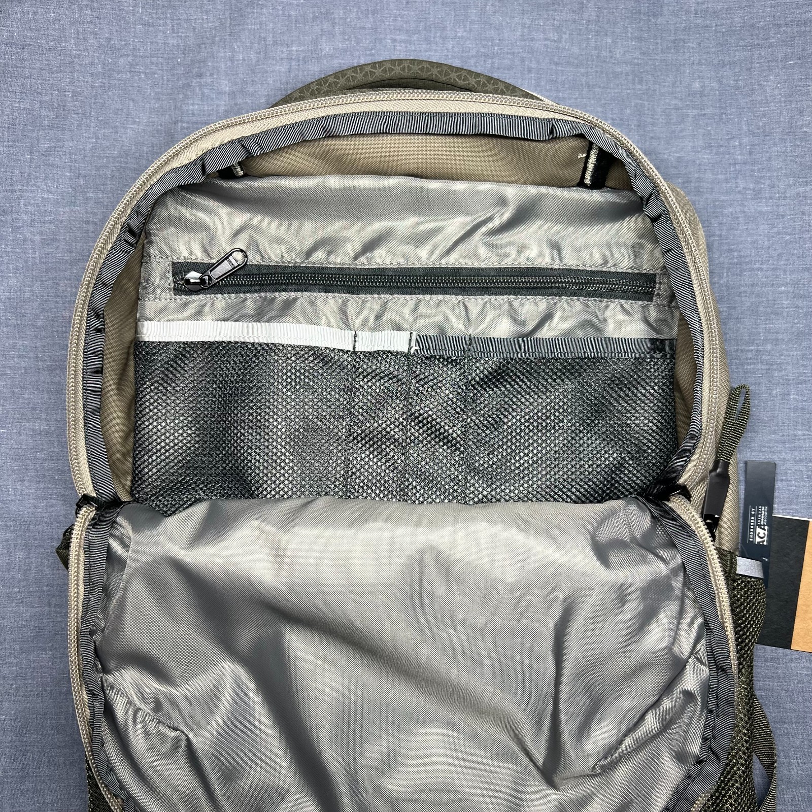 *NWT* The North Face Jester Backpack Cavern Grey/New Taupe Green