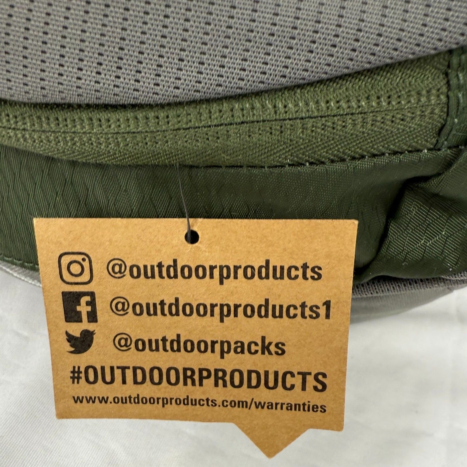 Outdoor Products Trail Break 18 Ltr Hydration Backpack 3 liter reservoir NEW