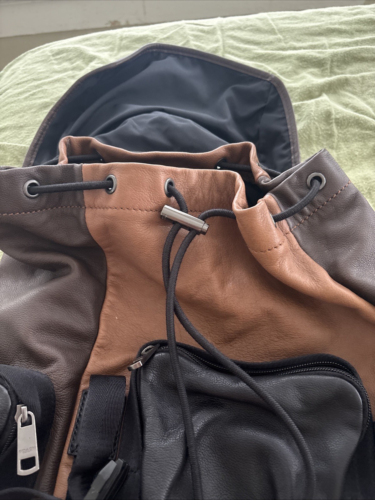 Coach Men’s Thompson Backpack Brown And Black Leather Panels Drawstring