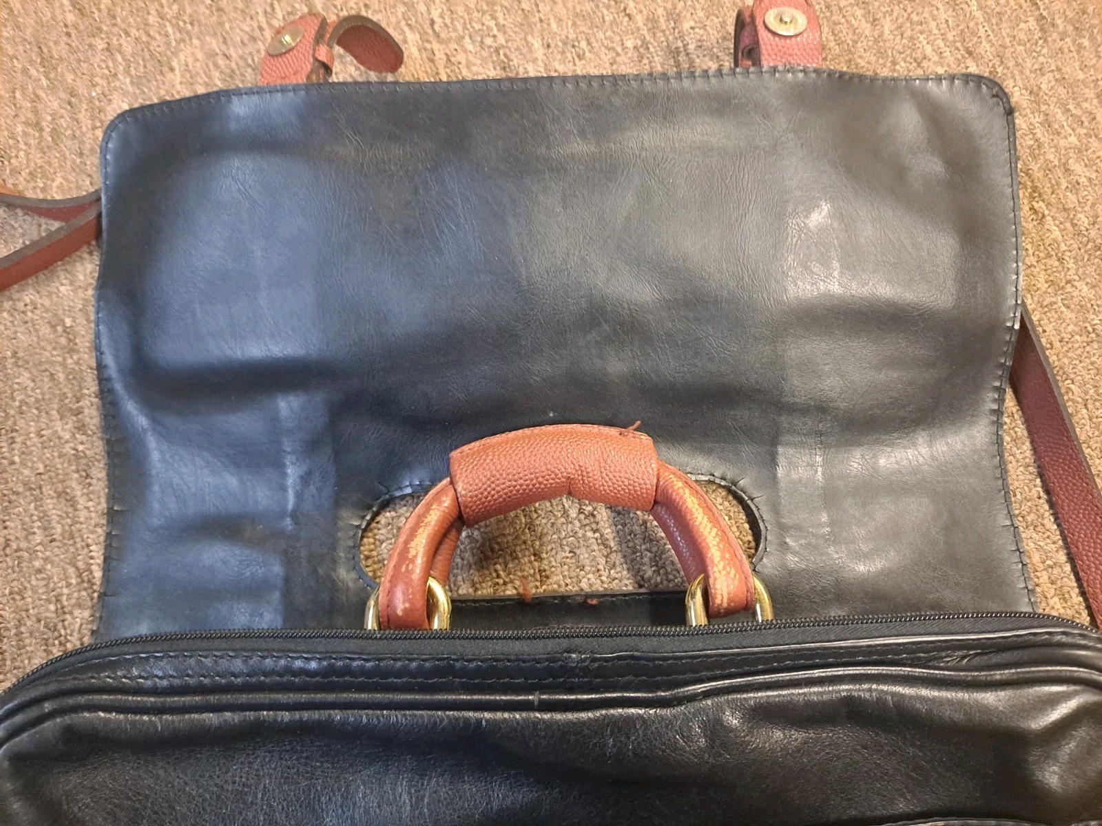 Wilson NFL Football Pebbled Pigskin Leather Messenger Bag Briefcase