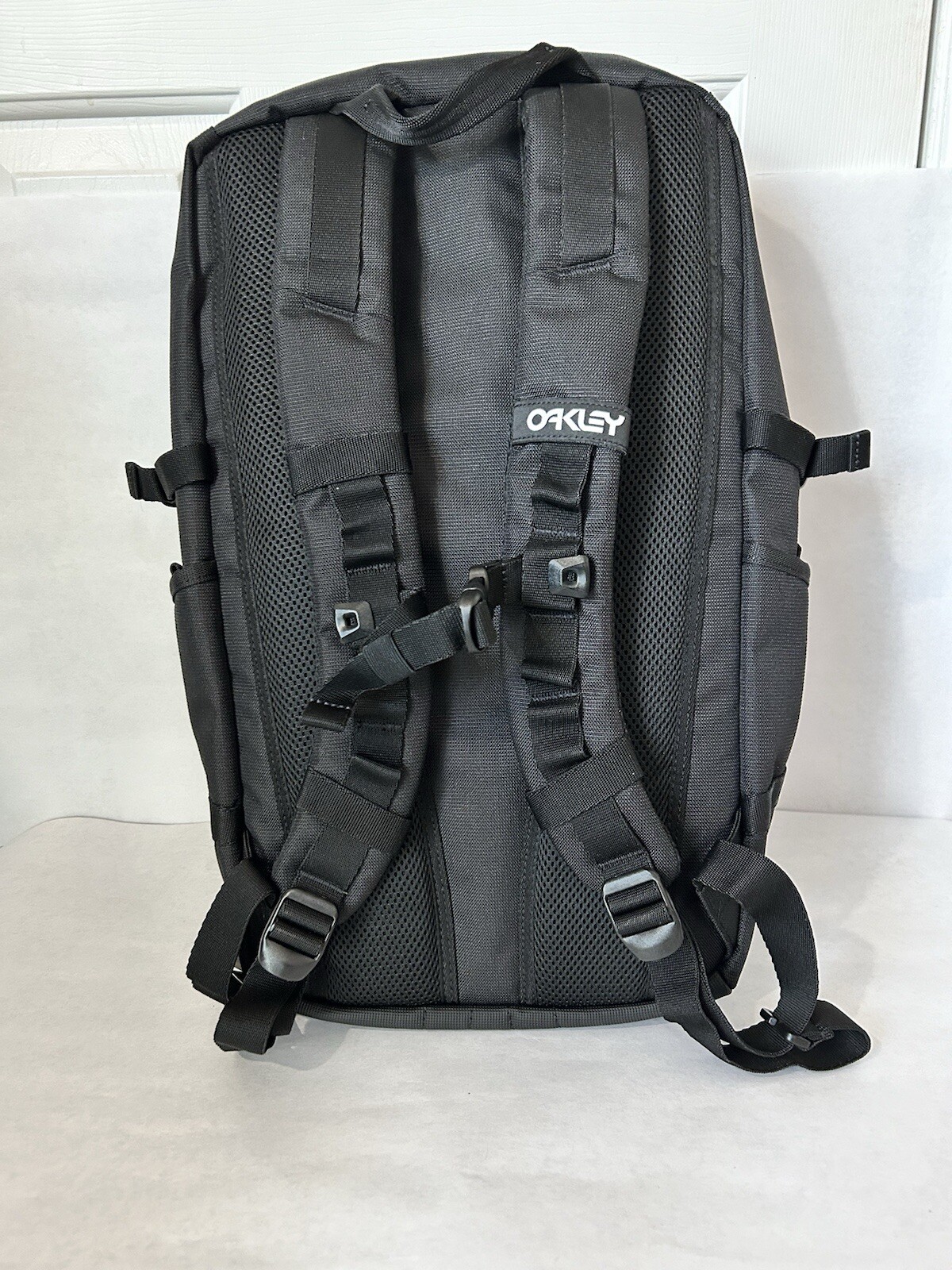 NWT Oakley Creative Street Pocket Backpack Monogrammed With I-ready Black