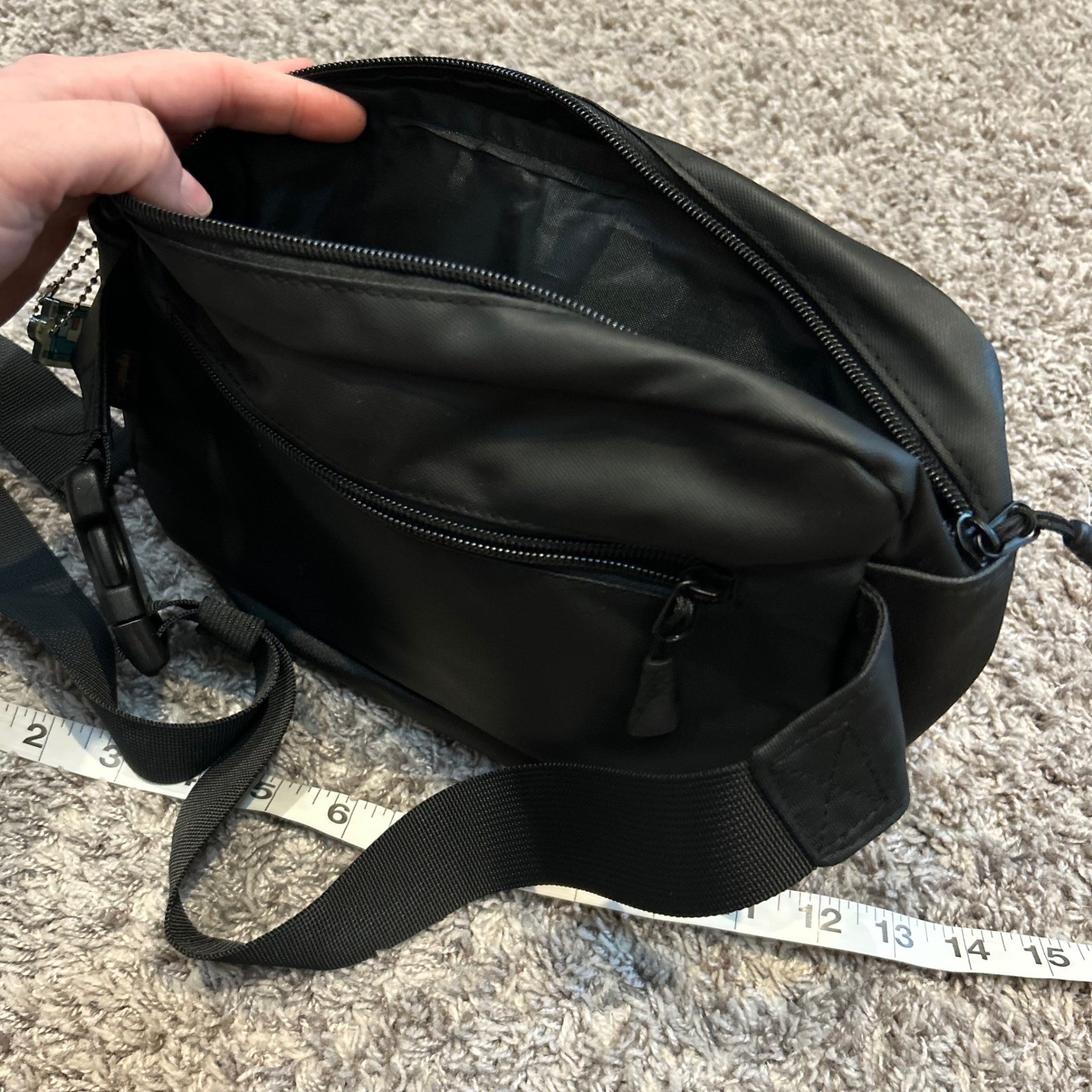 SIXTHMAN Black Crossbody Bag Messenger Bag Adjustable Strap Multiple Pockets