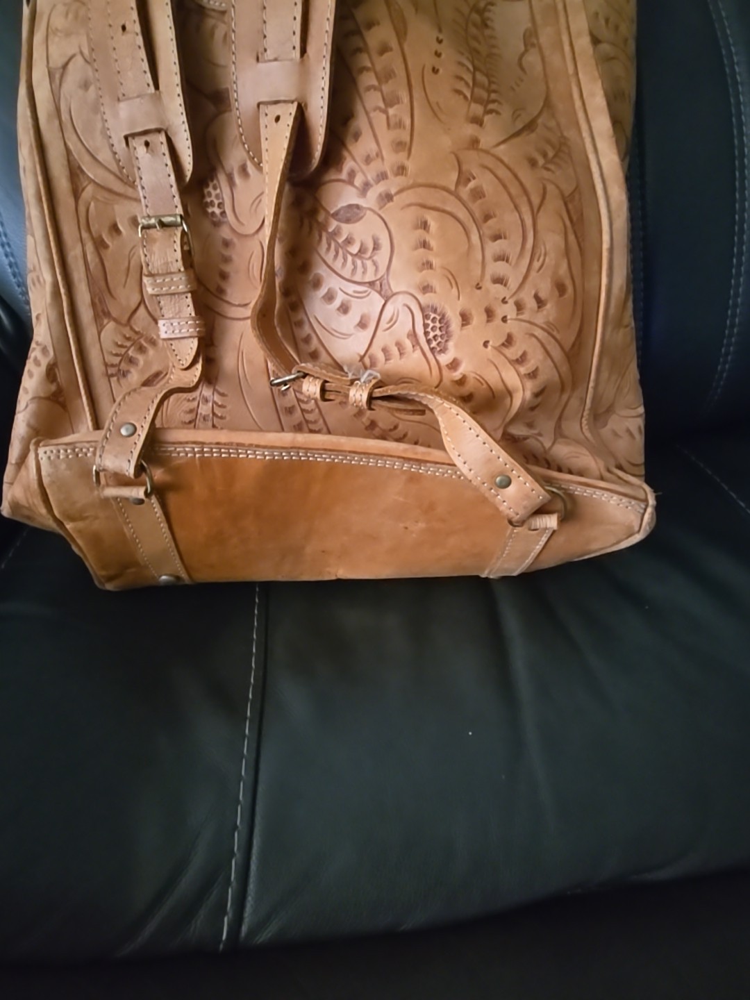 XL RAW LEATHER BACKPACK BAG HAND TOOLED WESTERN MOTIF HAND MADE XL BAG