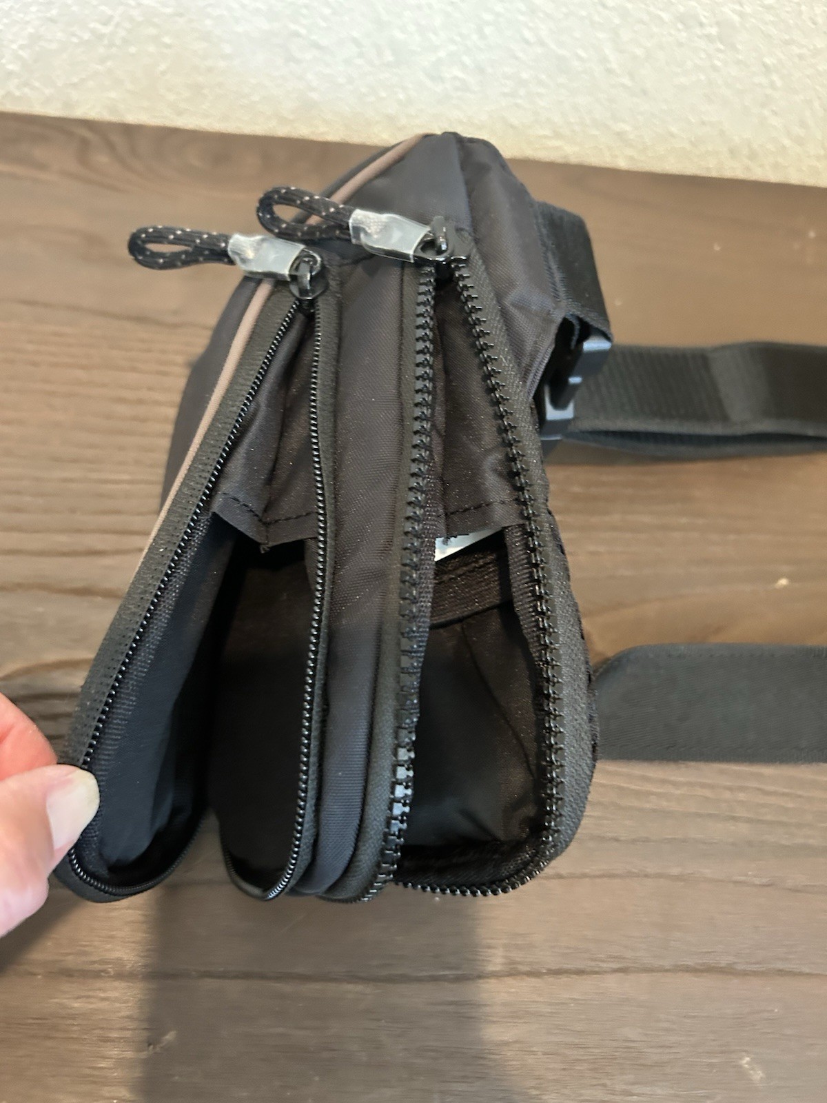 Nike Sportswear Essentials Crossbody Bag
