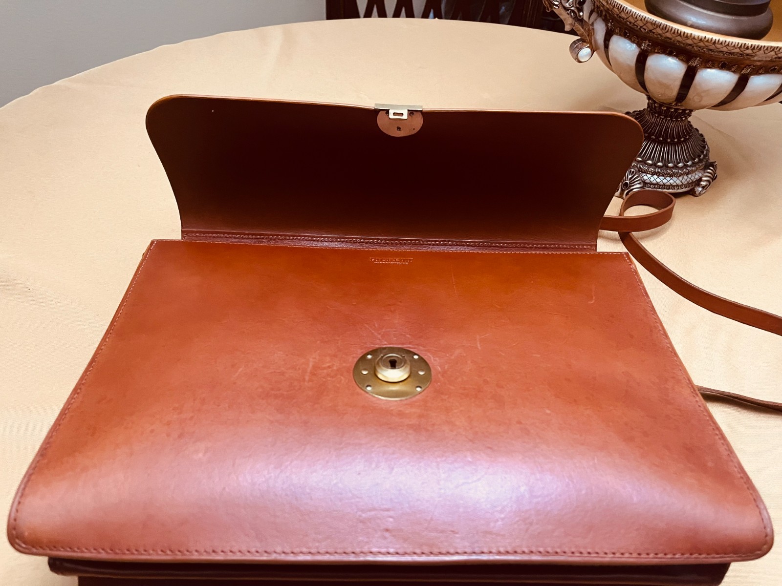 PICKETT of LONDON Thick Bridle Leather Briefcase / Messenger Bag – England