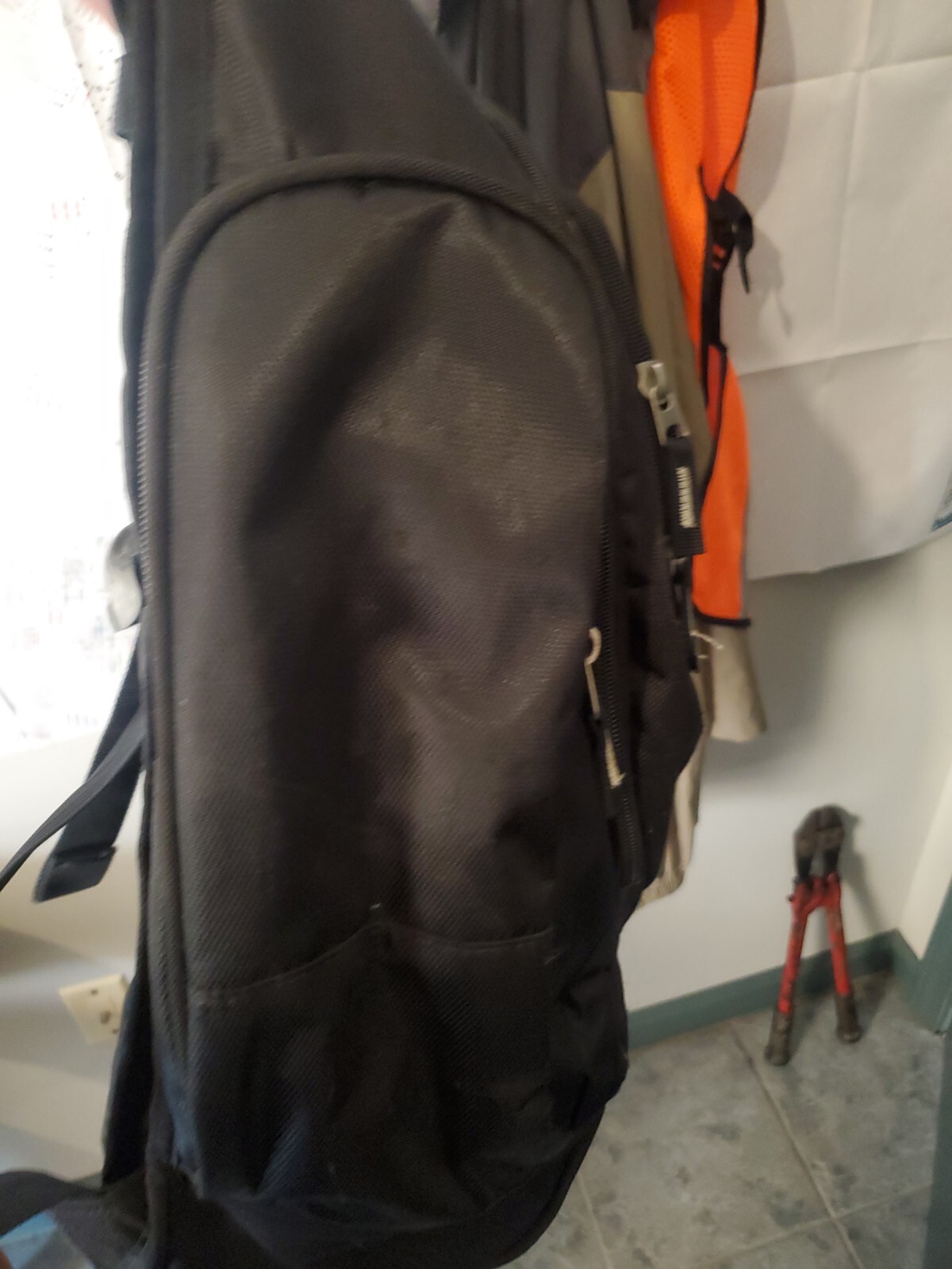 O’GIO Bounty Hunter Black Laptop Backpack Bag Audio Tech 7 Pocket