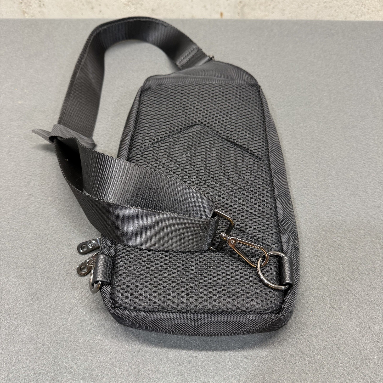 Robert Graham Mixed Media Sling Bag / Crossbody – Black Pebble Small Bag