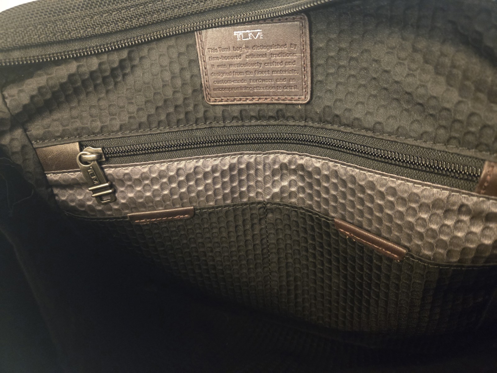 Tumi Briefcase Bag Laptop Silver Hardware Blake W Brown Leathet Accents