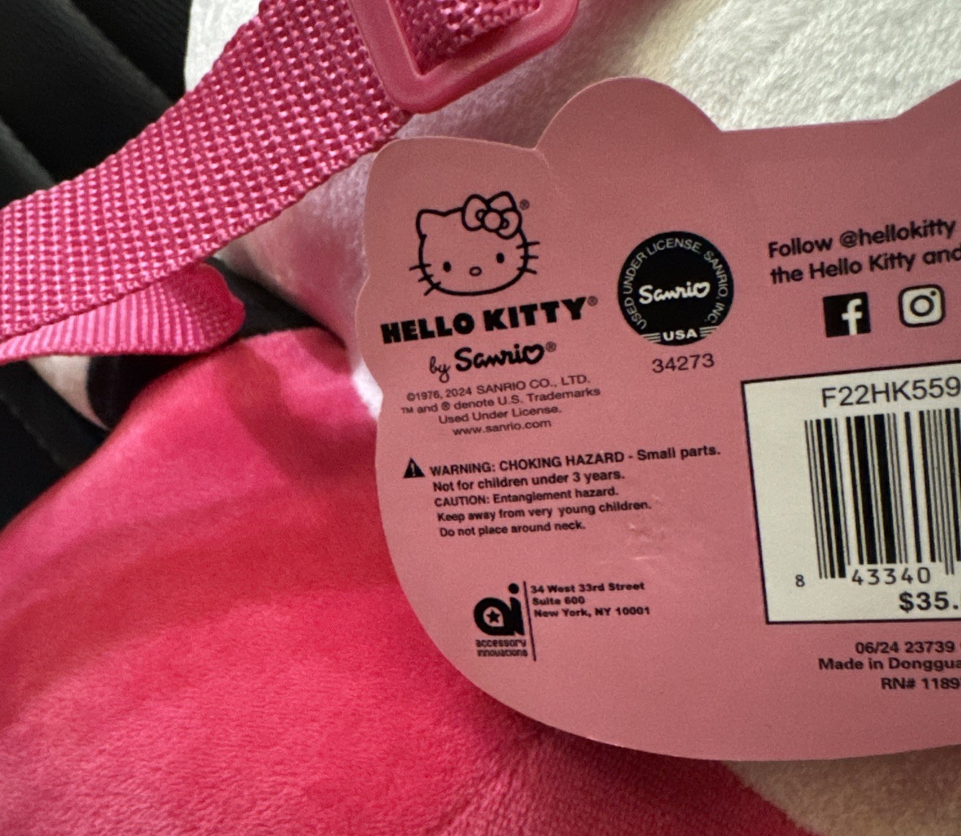 Sanrio Hello Kitty Plush Backpack 14” Large Zip Closure Pink White Black New
